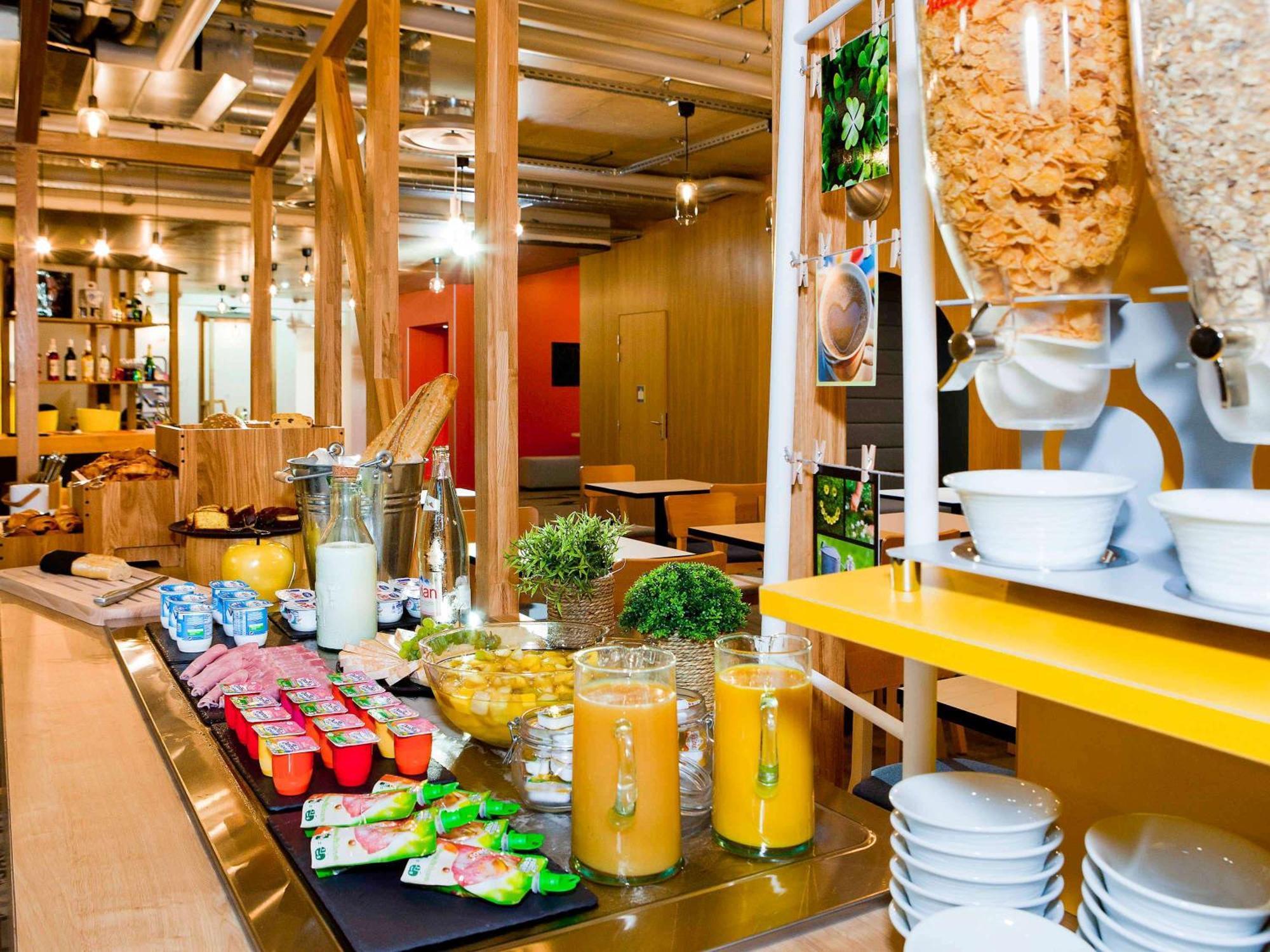 Ibis Styles Chalons En Champagne Centre Hotel Kültér fotó